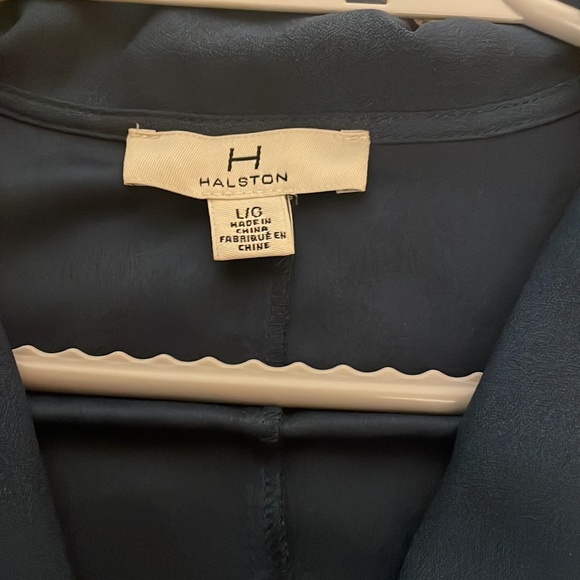 Button up blouse - Picture 2 of 3